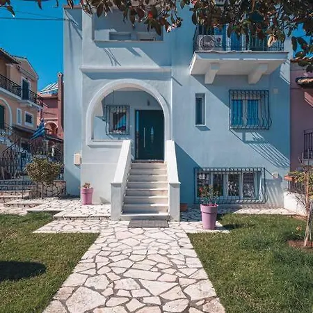 Apartment Comfy Maisonette With Sea View And Garden!